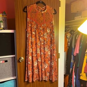 Torrid sleeveless super soft knit dress with lace collar detail, size 2, GUC